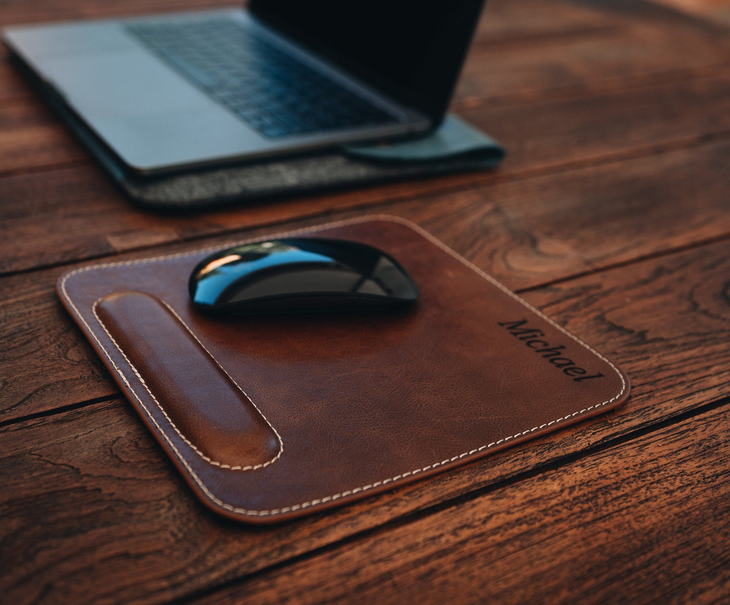 Personalized Top Grain Leather Mousepad with Wrist Rest, Hand Crafted Custom Computer Mousepad, Ergonomic Large Office Mousepad, Mouse Pads