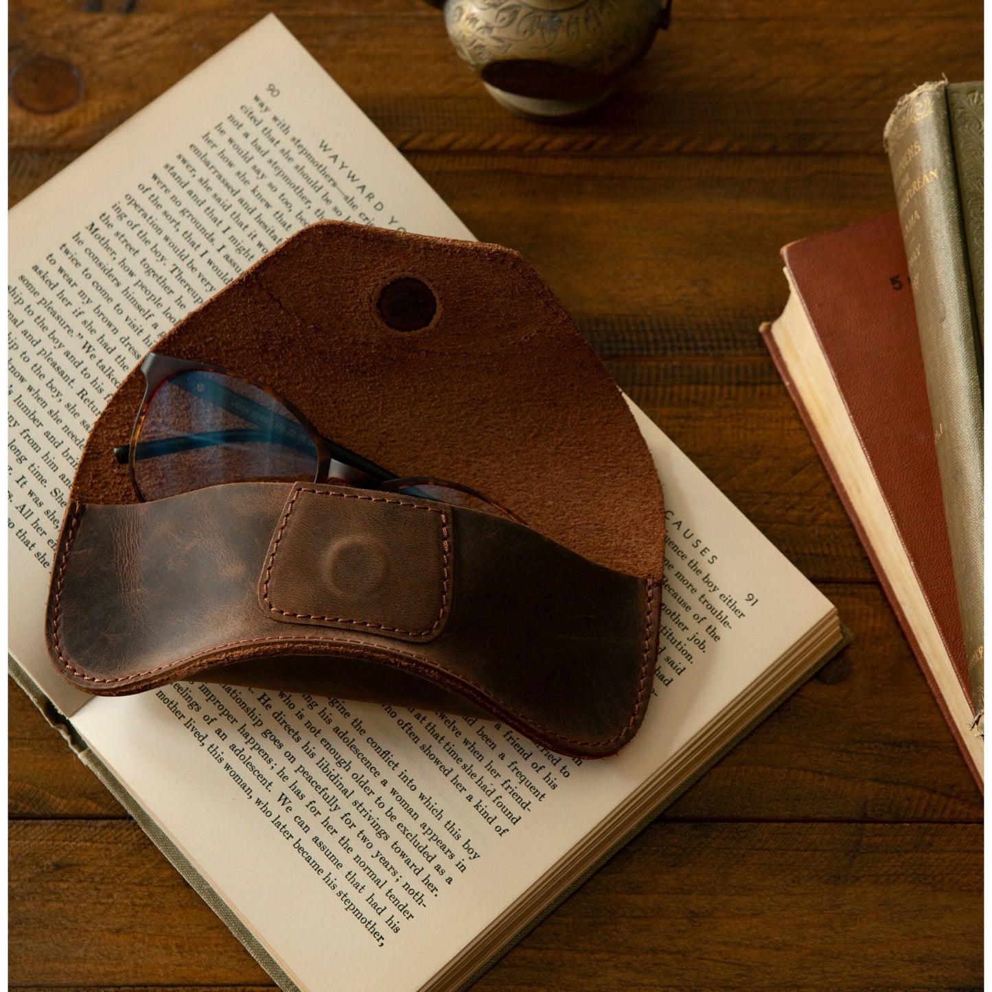 Leather Glasses Case Personalized - Slim Eyeglass Holder, Magnetic Closure, Custom Initial Gift for Him/Her