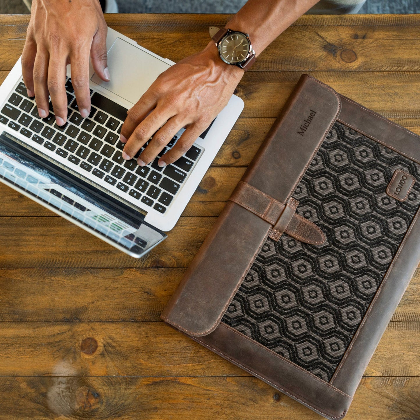 Personalized Leather Sleeve Bag for MacBook Pro and Air - 16'', 14'', 13'', 13.3'' & 15'' MacBook Air Case,